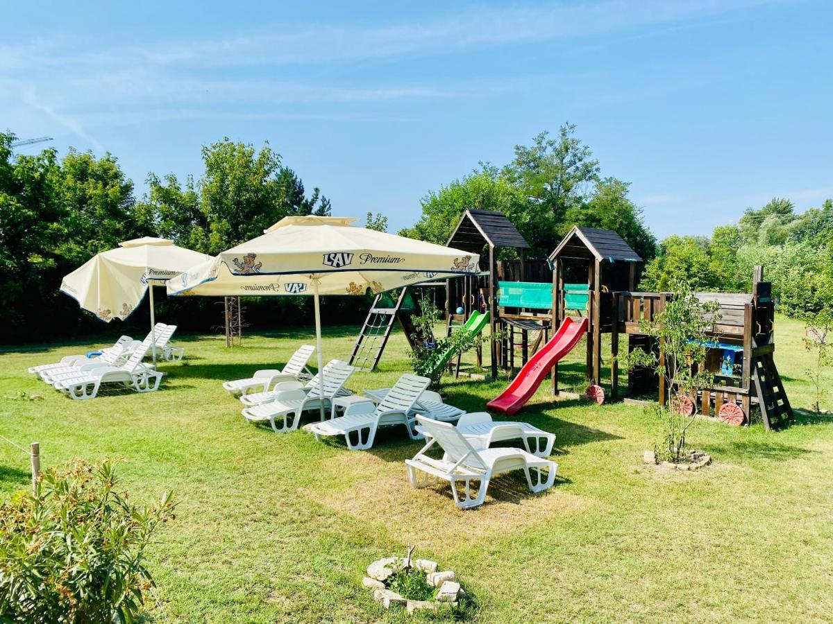 Villa Larus Palics Kültér fotó
