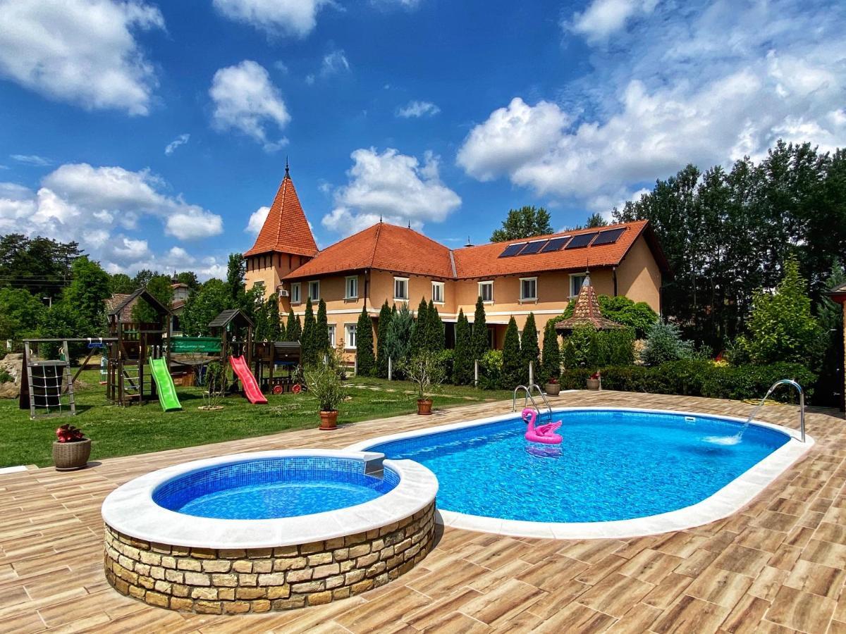Villa Larus Palics Kültér fotó