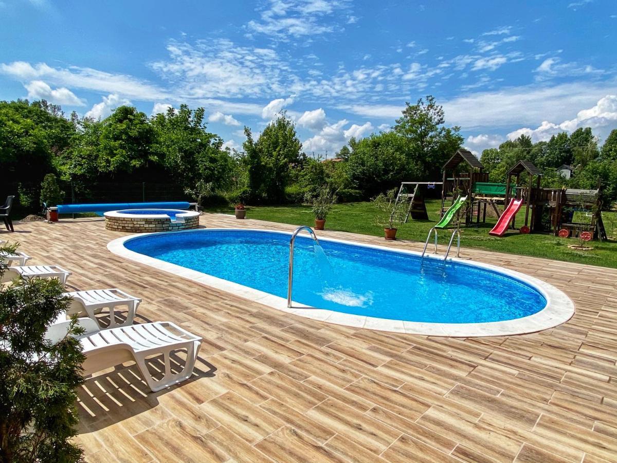 Villa Larus Palics Kültér fotó